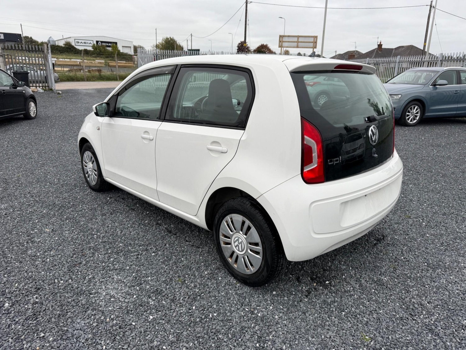 Used Volkswagen up! 2025 for sale - 76977993: Photo 5