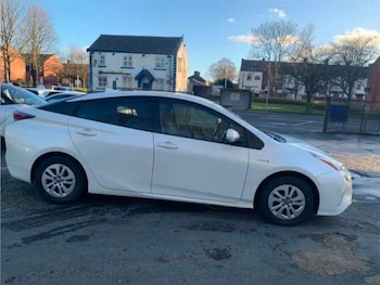 Used Toyota Prius 2024 for sale - 75632582: Photo