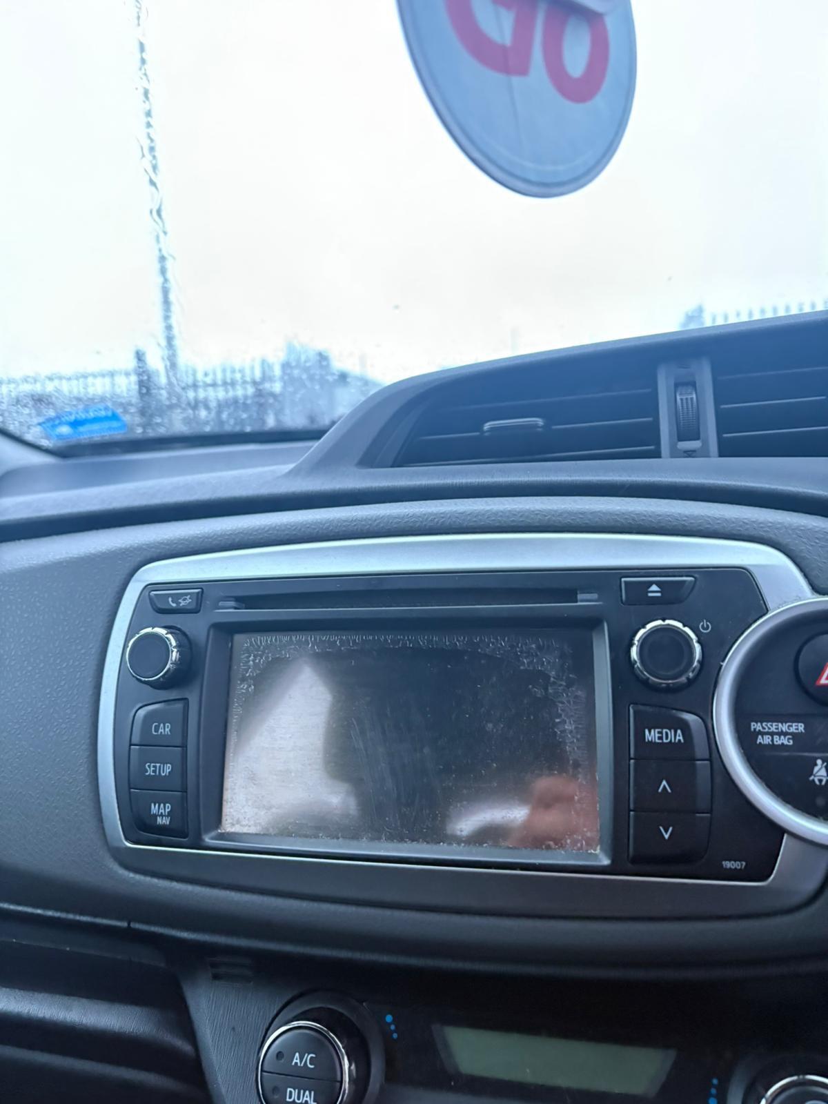 Used Toyota Yaris 2014 for sale - 77457925: Photo 10