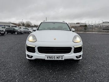 Used Porsche Cayenne 2015 for sale - 76953830: Photo