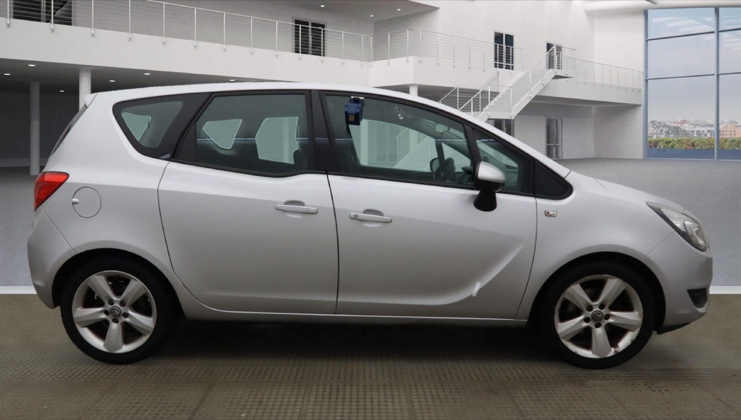 Used Vauxhall Meriva 2015 for sale - 77013974: Photo 4