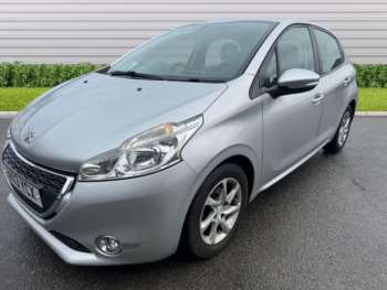 Used Peugeot 208 2013 for sale - 74865508: Photo