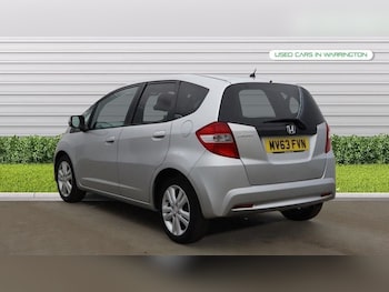Used Honda Jazz 2013 for sale - 75896808: Photo
