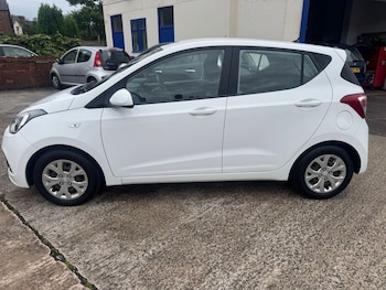 Used Hyundai i10 2014 for sale - 75802303: Photo