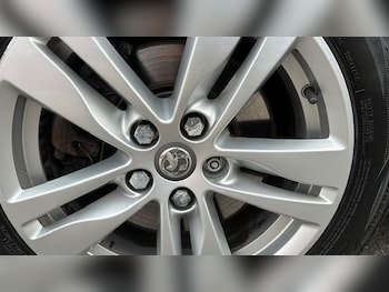 Used Vauxhall Astra 2017 for sale - 75335621: Photo