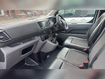 Used Vauxhall Vivaro 2021 for sale - 75335628: Photo