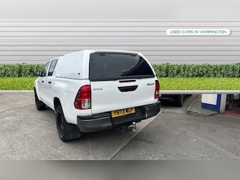 Used Toyota Hilux 2023 for sale - 75630847: Photo