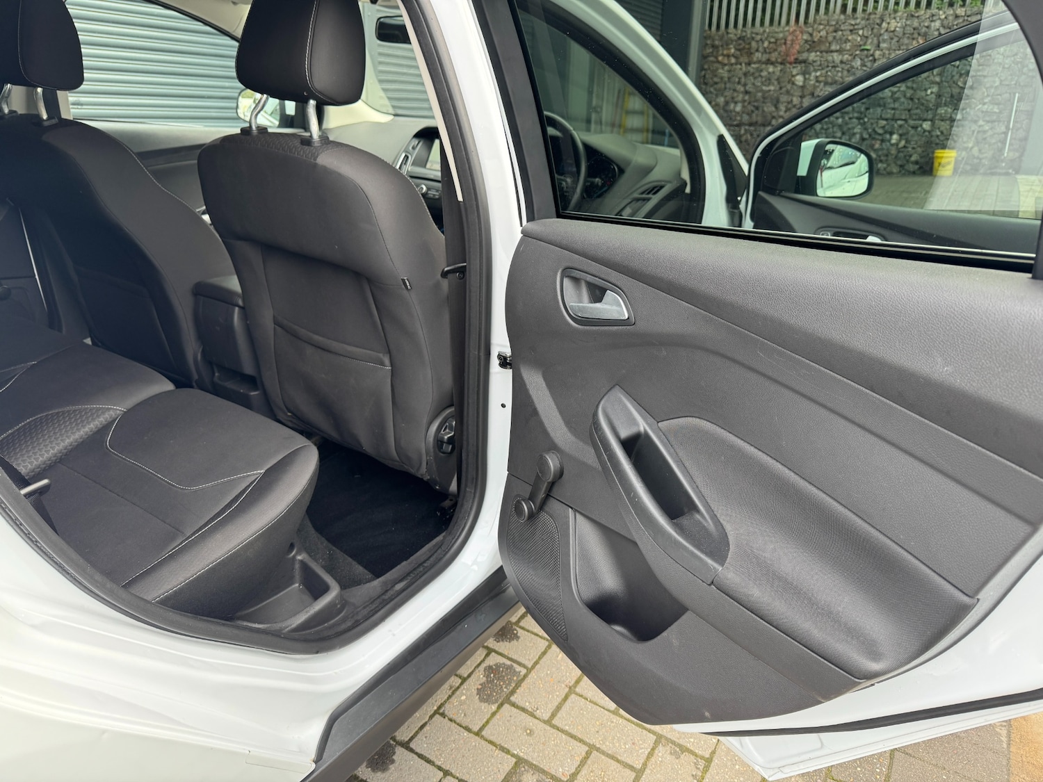 Used Ford Focus 2017 for sale - 76243276: Photo 11