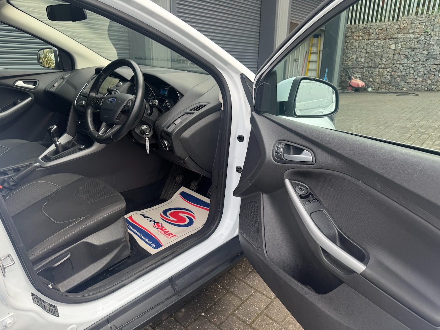 Used Ford Focus 2017 for sale - 76243276: Photo 9