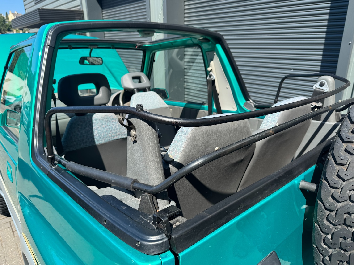 Vehicle 21