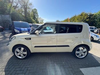 Used Kia Soul 2010 for sale - 78356843: Photo