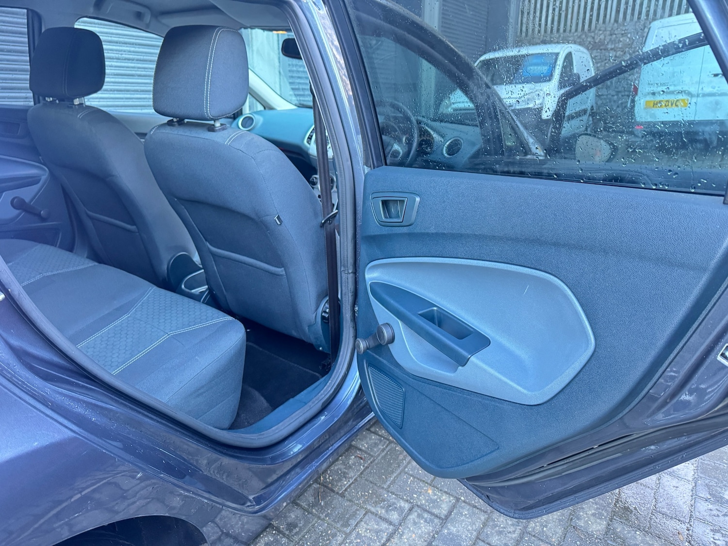 Used Ford Fiesta 2009 for sale - 76837238: Photo 11