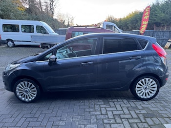 Used Ford Fiesta 2009 for sale - 76837238: Photo