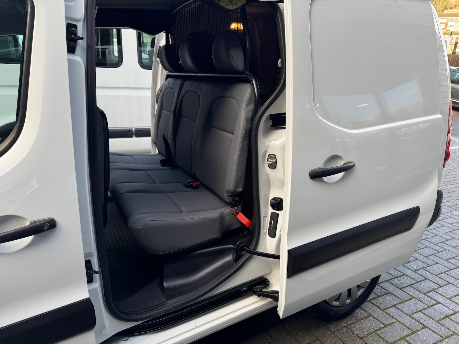 Used Peugeot Partner 2016 for sale - 77288820: Photo 19