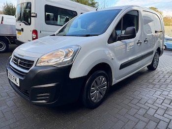 Used Peugeot Partner 2016 for sale - 77288820: Photo