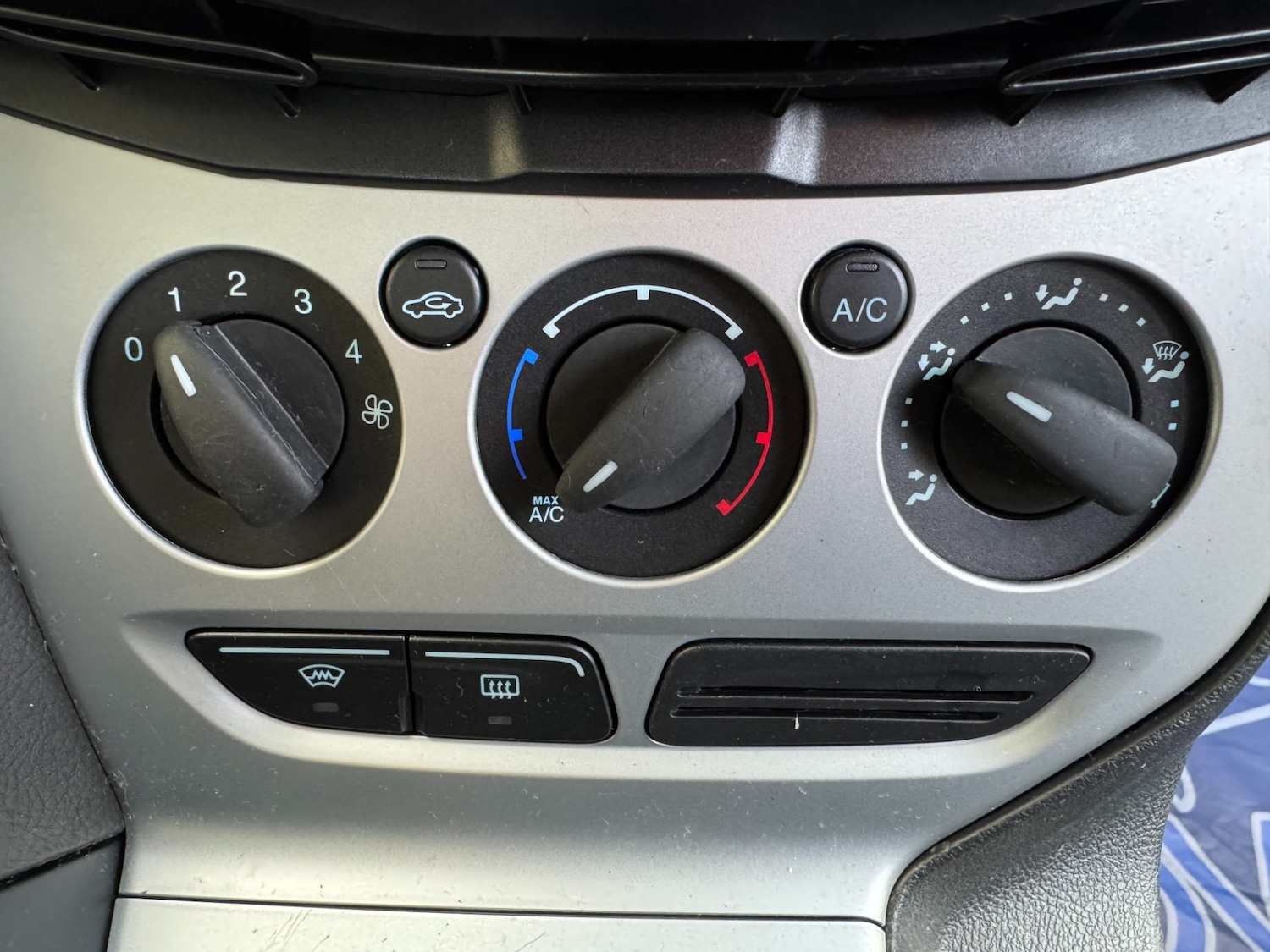 Used Ford Focus 2011 for sale - 78015214: Photo 24