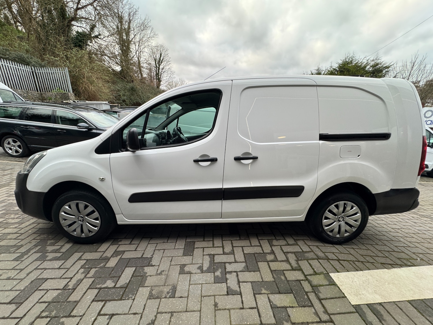 Used Peugeot Partner 2016 for sale - 77548678: Photo 4