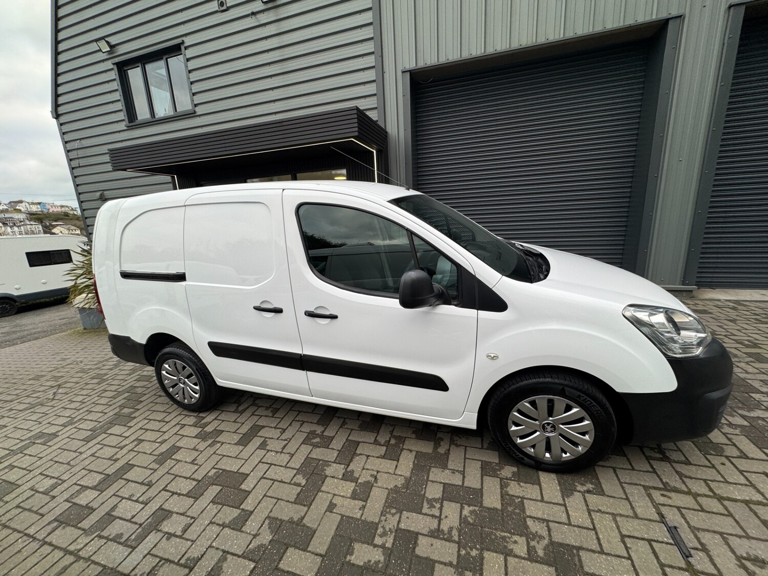 Used Peugeot Partner 2016 for sale - 77548678: Photo 8