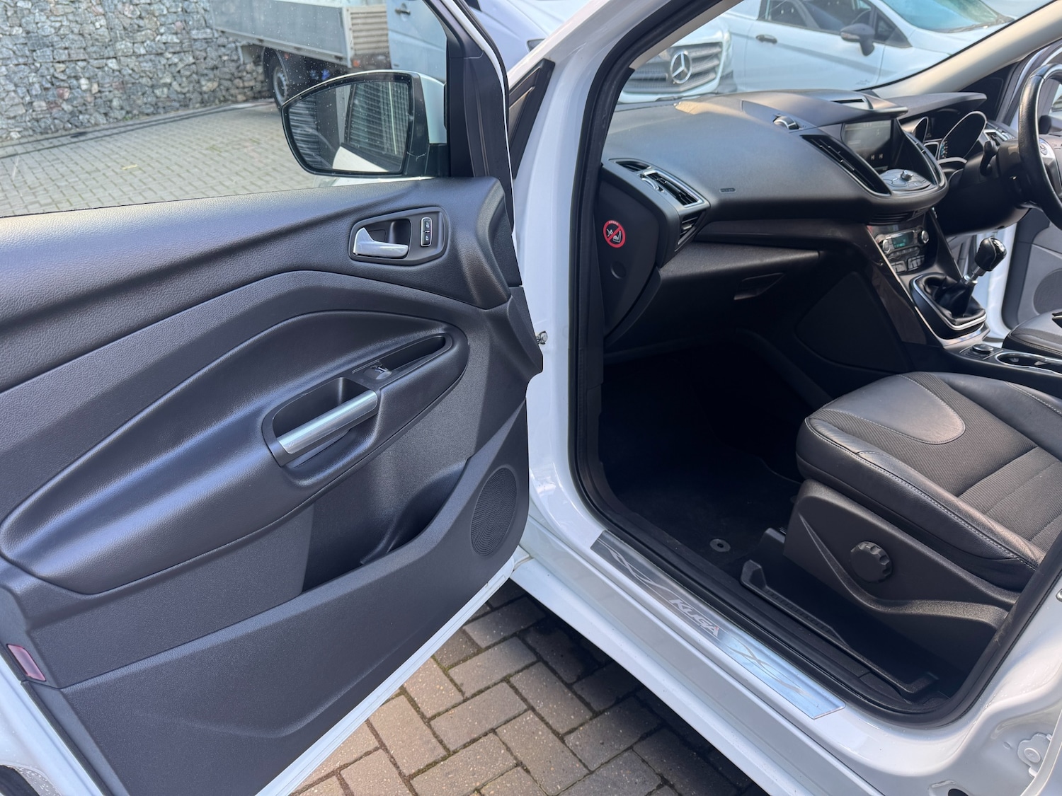 Used Ford Kuga 2016 for sale - 76637864: Photo 18