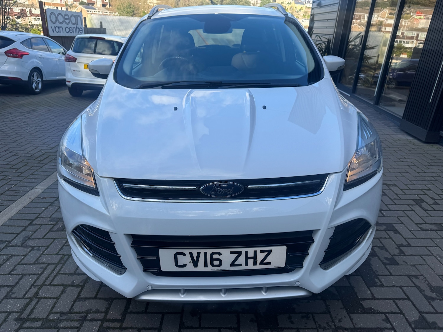 Used Ford Kuga 2016 for sale - 76637864: Photo 2