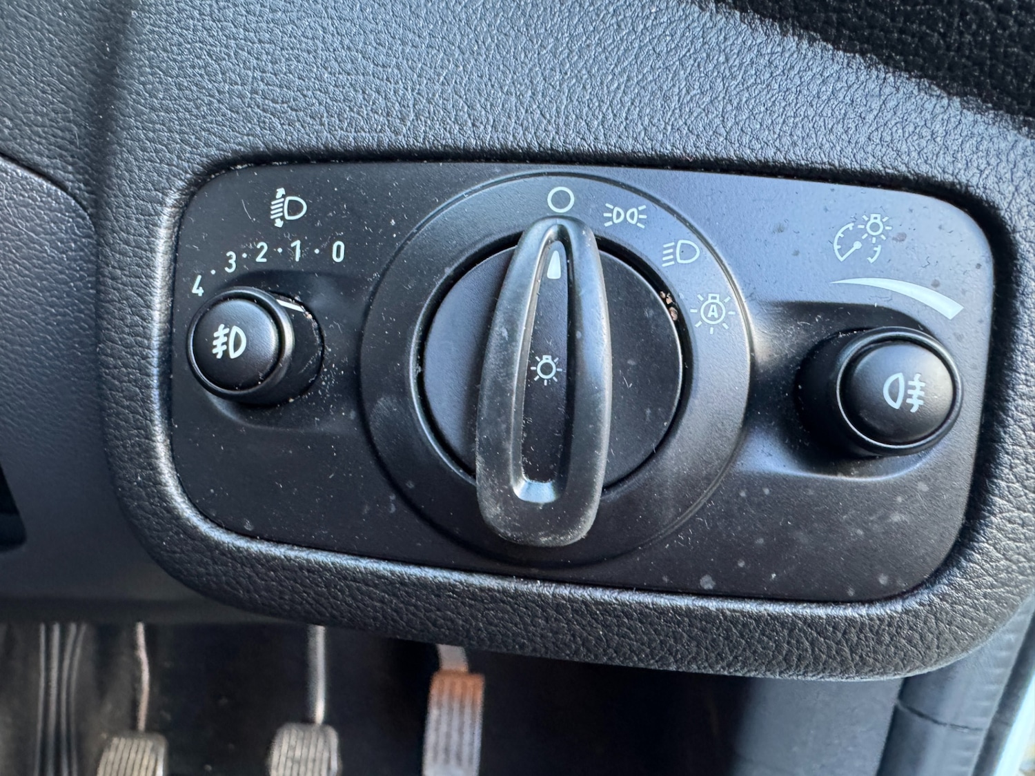 Used Ford Kuga 2016 for sale - 76637864: Photo 27