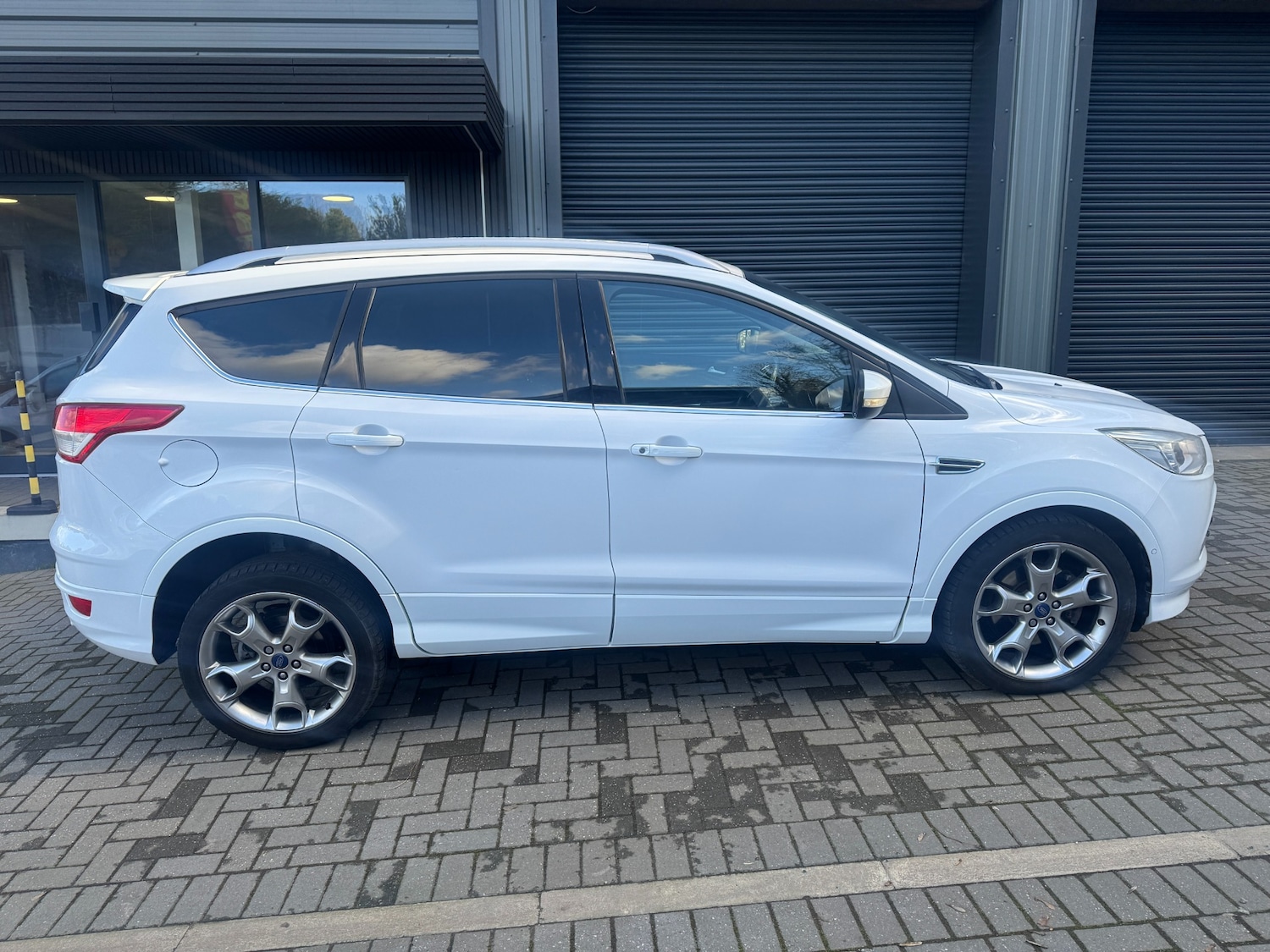 Used Ford Kuga 2016 for sale - 76637864: Photo 8