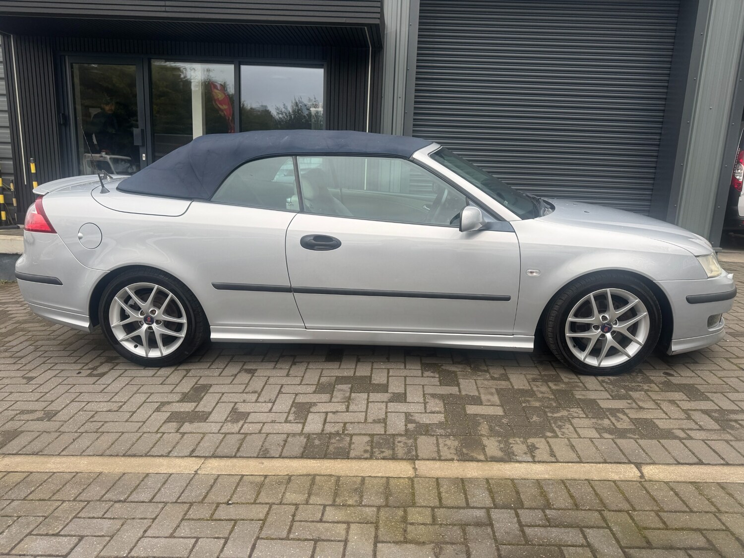 Used Saab 9-3 2004 for sale - 78140032: Photo 8