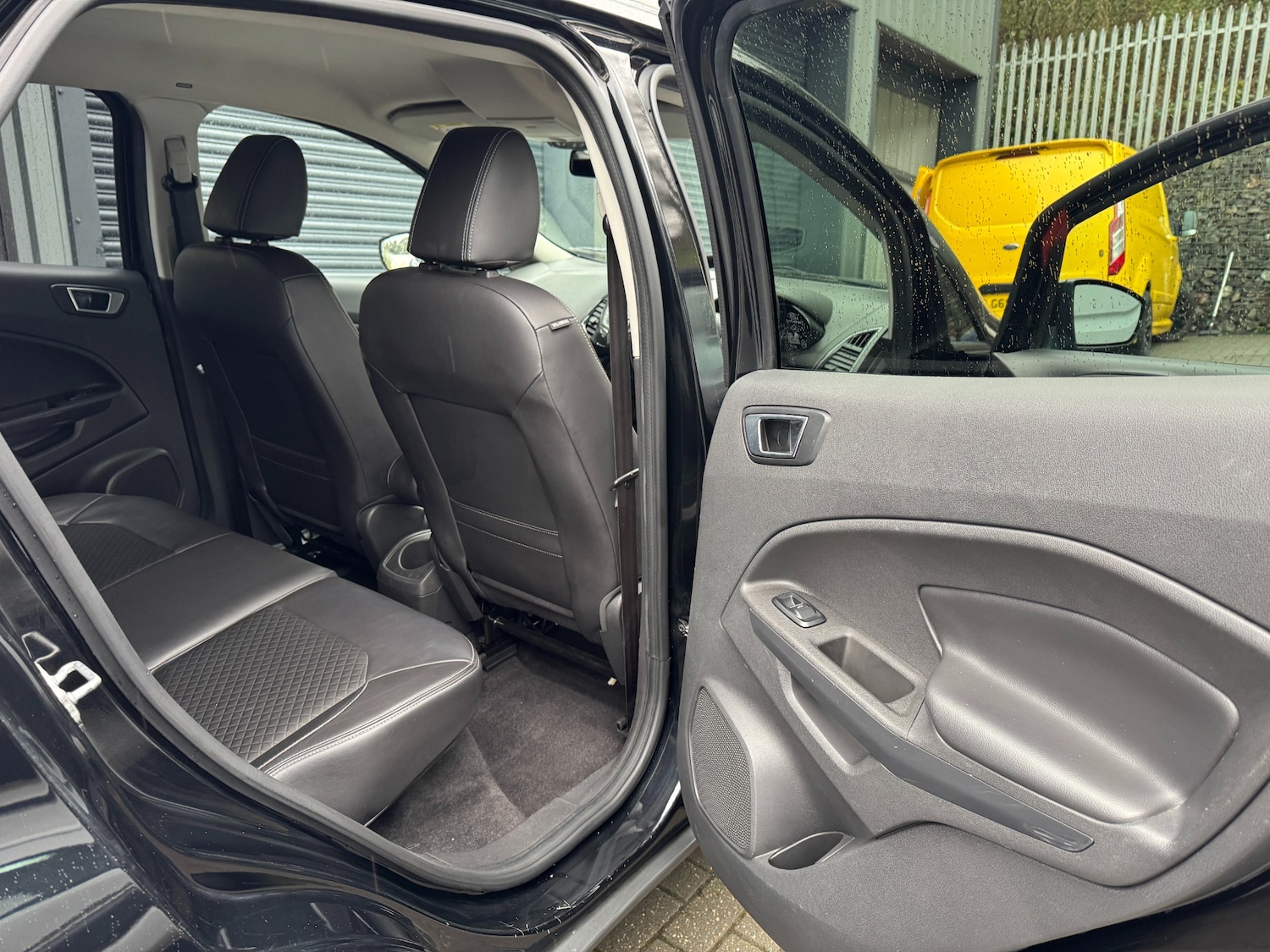 Used Ford Ecosport 2017 for sale - 76831923: Photo 11