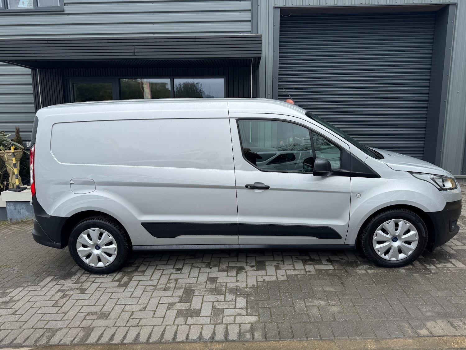 Used Ford Transit Connect 2020 for sale - 78140051: Photo 8