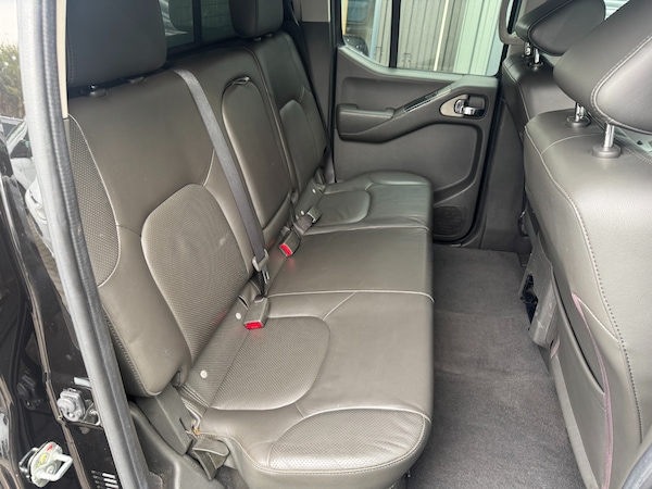 Used Nissan Navara 2010 for sale - 76145772: Photo 12