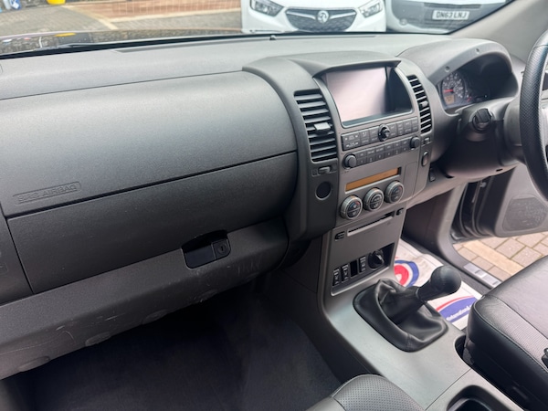 Used Nissan Navara 2010 for sale - 76145772: Photo 18