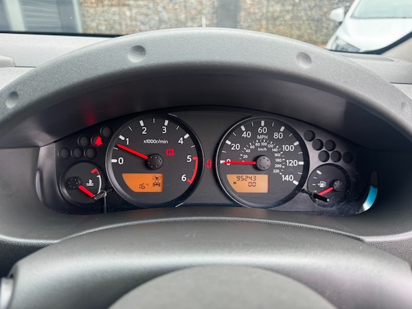 Used Nissan Navara 2010 for sale - 76145772: Photo 19