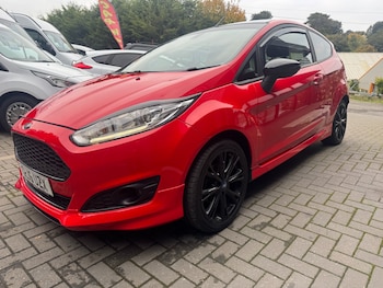 Used Ford Fiesta 2016 for sale - 76243289: Photo