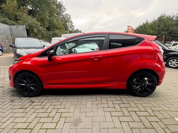 Used Ford Fiesta 2016 for sale - 76243289: Photo