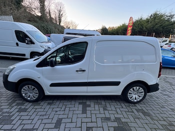 Used Citroen Berlingo 2017 for sale - 78252248: Photo
