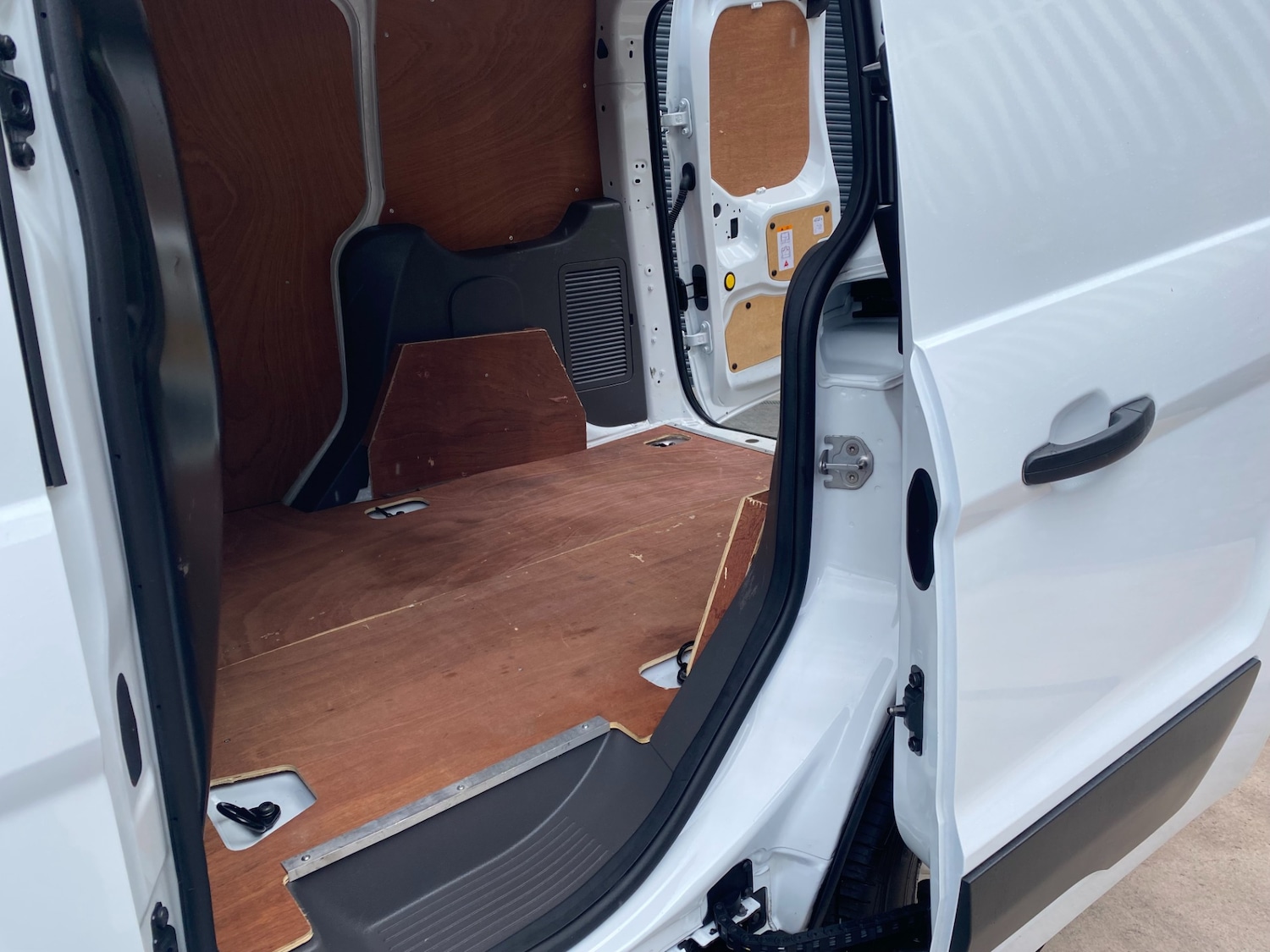 Used Ford Transit Connect 2019 for sale - 77945497: Photo 14