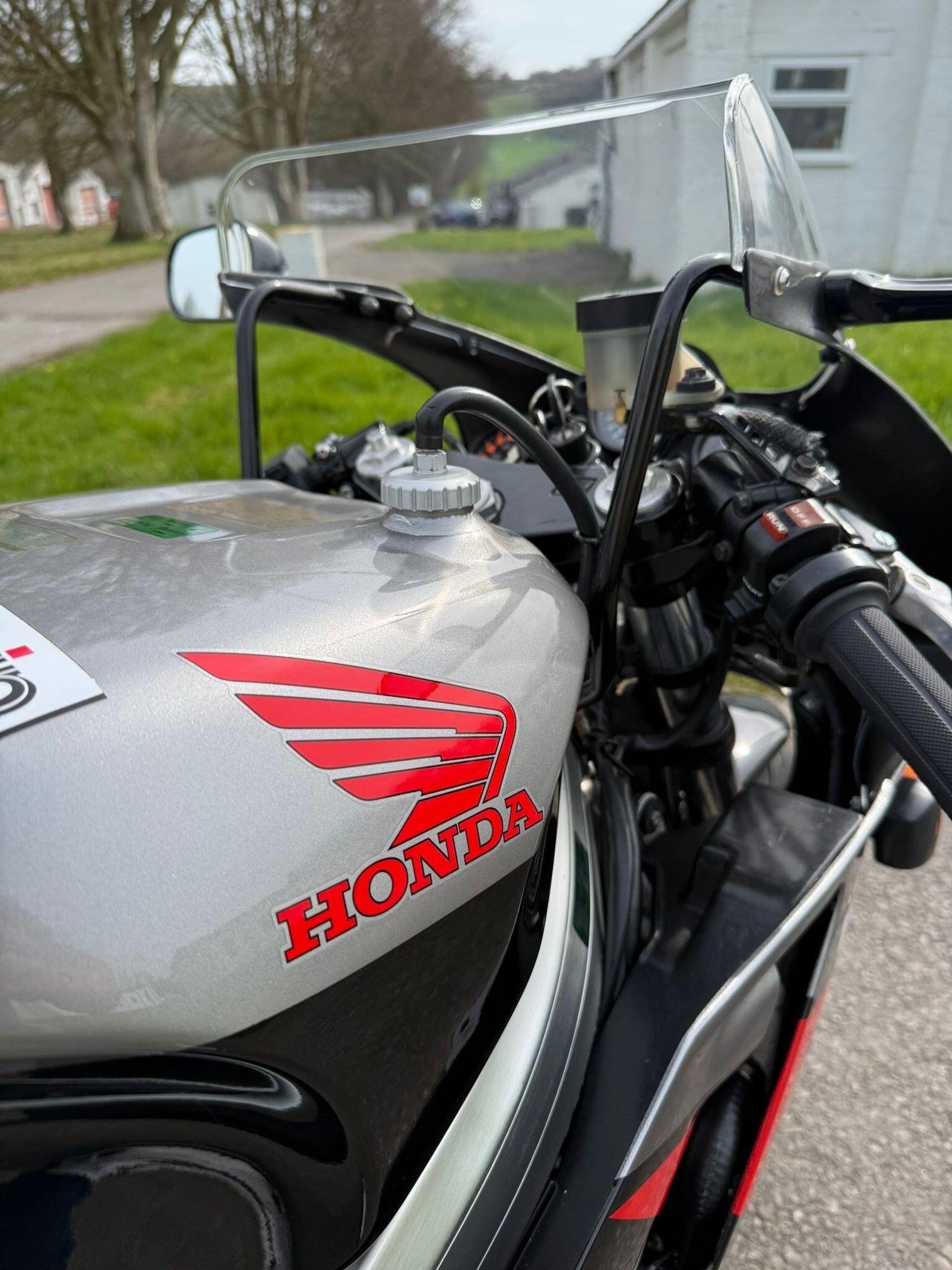 Used Honda VFR400 1996 for sale - 78292284: Photo 11