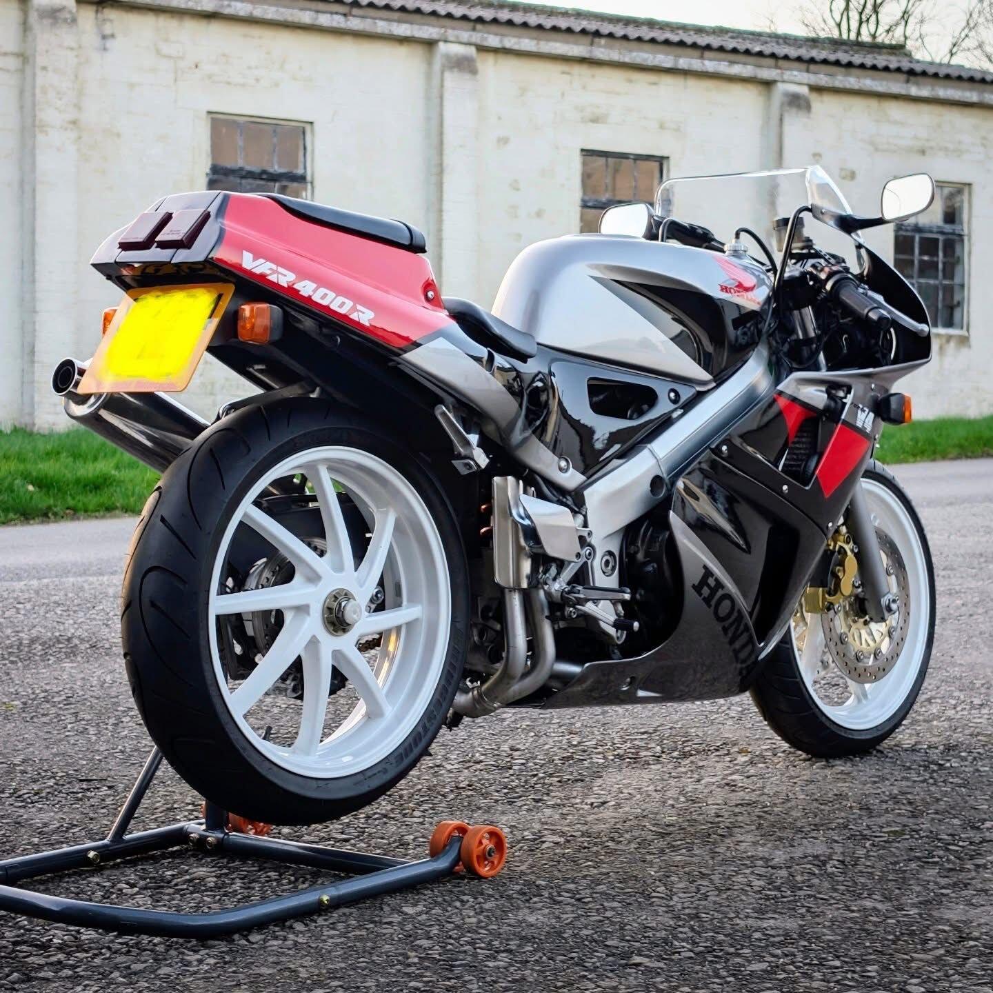 Used Honda VFR400 1996 for sale - 78292284: Photo 2