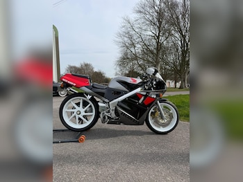 Used Honda VFR400 1996 for sale - bike-78292284: Photo