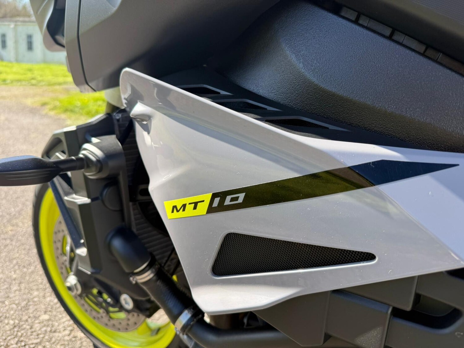 Yamaha MT-10