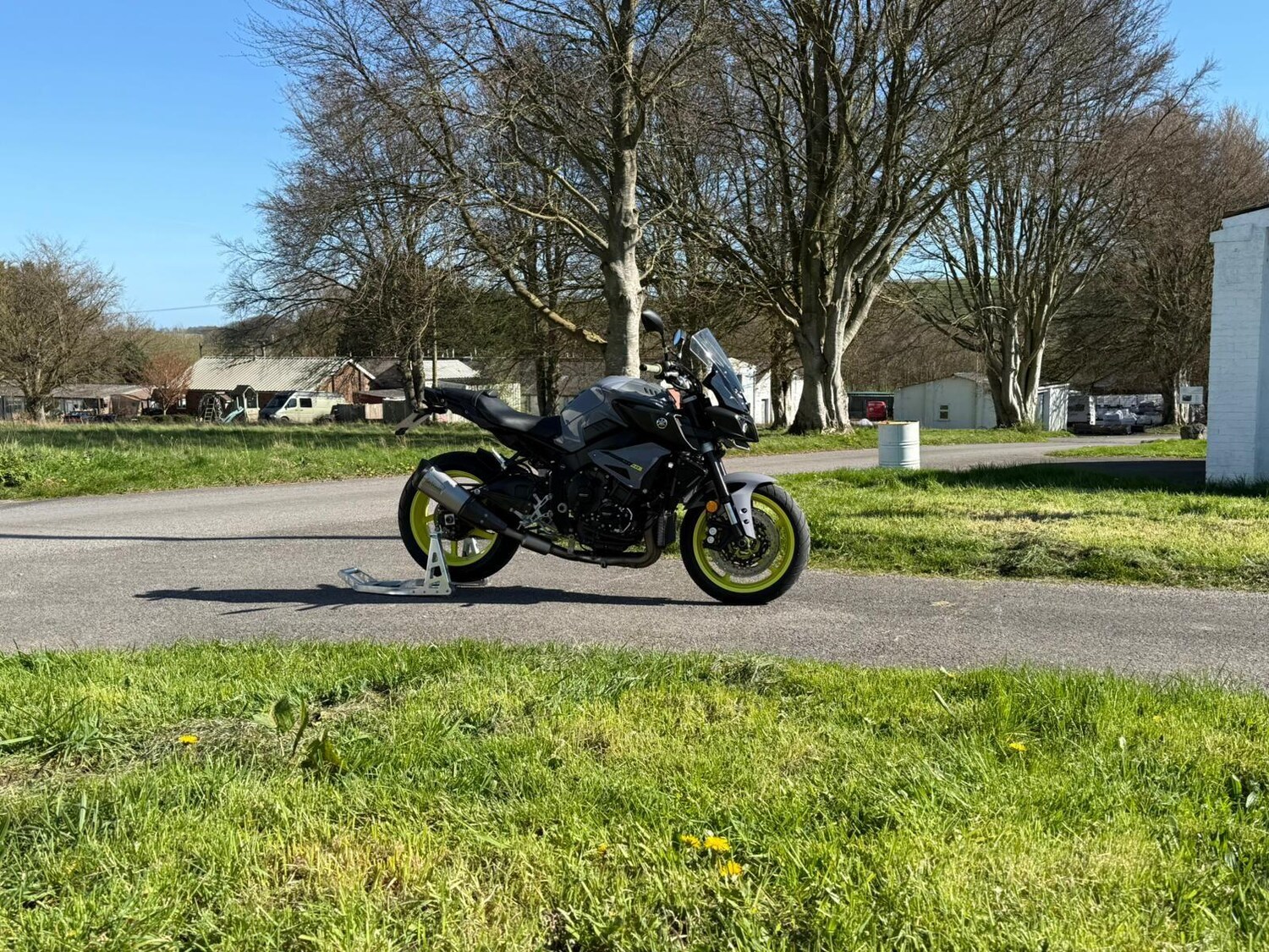 Yamaha MT-10
