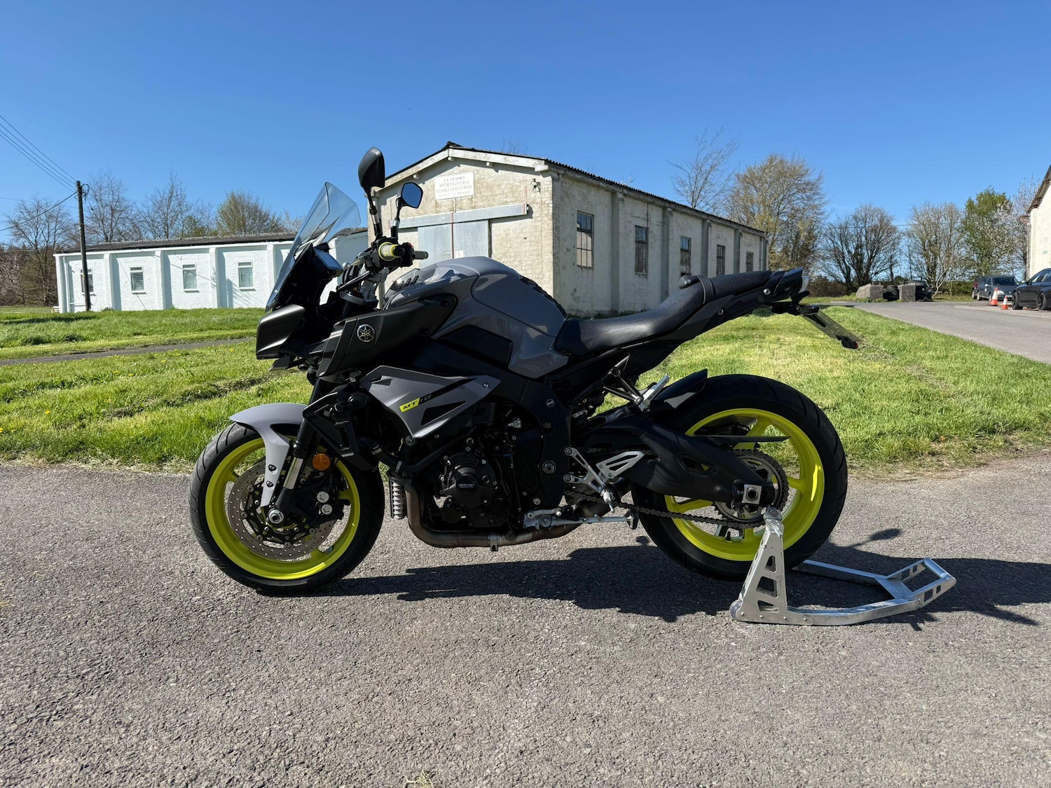 Yamaha MT-10