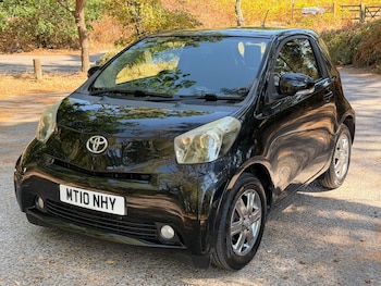 Used Toyota IQ 2010 for sale - 79533411: Photo