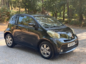 Used Toyota IQ 2010 for sale - 79533411: Photo