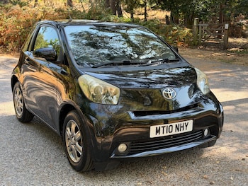 Used Toyota IQ 2010 for sale - 79533411: Photo