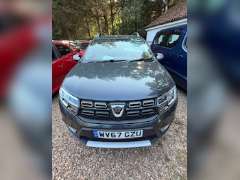 Used Dacia Sandero Stepway 2017 for sale - 79361952: Photo