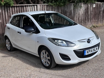 Used Mazda Mazda2 2014 for sale - 79464818: Photo