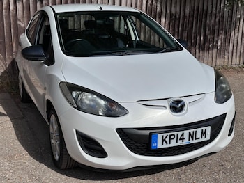 Used Mazda Mazda2 2014 for sale - 79464818: Photo