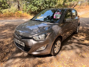 Used Hyundai i20 2014 for sale - 79361502: Photo