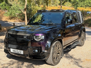Used Land Rover Defender 110 2022 for sale - 79590115: Photo